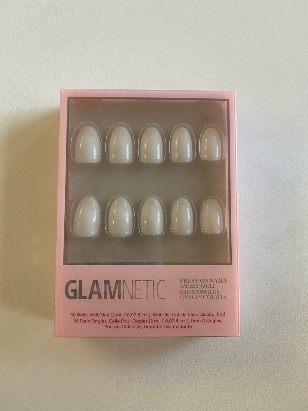 GLAMnetic Short Oval Press-On Nails in natural white